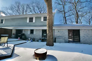 716 St Johns Dr, Delafield, WI 53018 - Photo 40