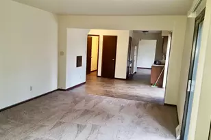 716 St Johns Dr, Delafield, WI 53018 - Photo 6