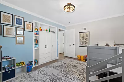 305  Sunny Ln, Thiensville, WI 53092 - Photo 24