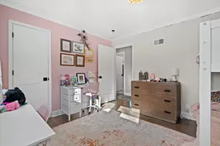 305 Sunny Ln, Thiensville, WI 53092 - Photo 22