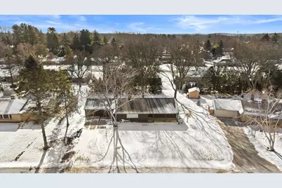 305  Sunny Ln, Thiensville, WI 53092 - Photo 46