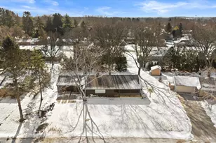 305 Sunny Ln, Thiensville, WI 53092 - Photo 46