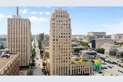 606 W Wisconsin Ave #301, Milwaukee, WI 53203 - Photo 1