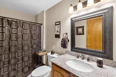 W240N2524 E Parkway Meadow Cir #5, Pewaukee, WI 53072 - Photo 12