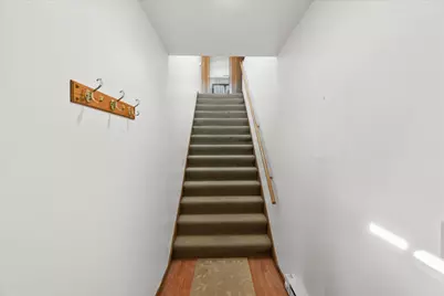 W240N2524 E Parkway Meadow Cir #5, Pewaukee, WI 53072 - Photo 16