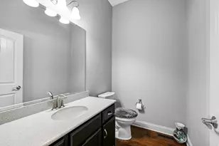 1524 Mohican Trail, Waukesha, WI 53189 - Photo 22