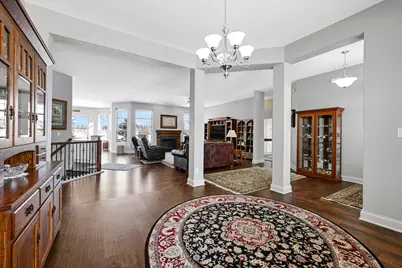 1524  Mohican Trl, Waukesha, WI 53189 - Photo 6