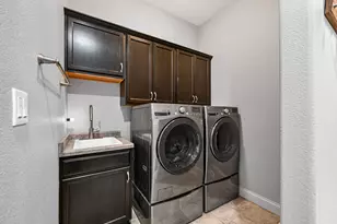 1524 Mohican Trail, Waukesha, WI 53189 - Photo 24