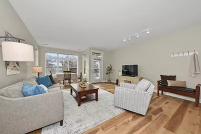 1925 N Water St #208, Milwaukee, WI 53202 - Photo 8