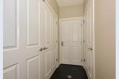 1925 N Water St #208, Milwaukee, WI 53202 - Photo 2