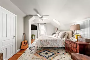 4864 N Hollywood Ave, Whitefish Bay, WI 53217 - Photo 18