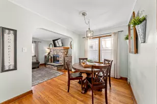 4864 N Hollywood Ave, Whitefish Bay, WI 53217 - Photo 6