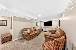 4864 N Hollywood Ave, Whitefish Bay, WI 53217 - Photo 28