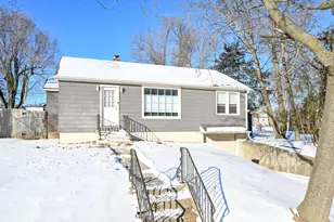 8920 359th Ave, Randall, WI 53181 - Photo 22