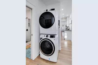 397 W Geneva St, Williams Bay, WI 53191 - Photo 24