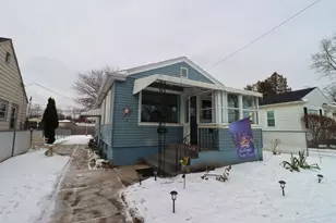 1622 Cleveland Ave, Racine, WI 53405 - Photo 1