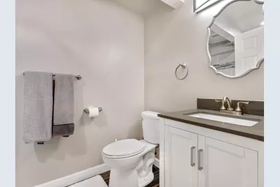 1735 S Oneida St, Green Bay, WI 54304 - Photo 26