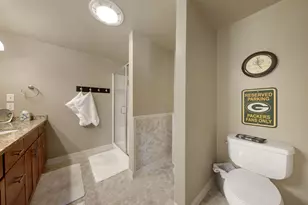 1735 S Oneida St, Green Bay, WI 54304 - Photo 18