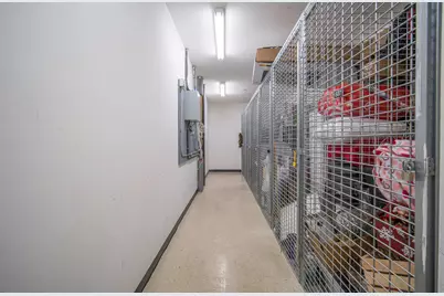 1550 E Royall Pl #511, Milwaukee, WI 53202 - Photo 14