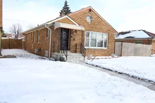 4034 N 63rd St, Milwaukee, WI 53216 - Photo 2
