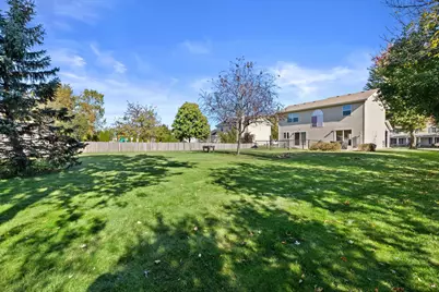 6322  Newcastle Ln, Racine, WI 53402 - Photo 38