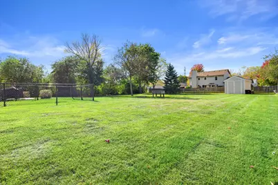 6322  Newcastle Ln, Racine, WI 53402 - Photo 36