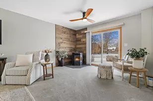 6322 Newcastle Ln, Racine, WI 53402 - Photo 8