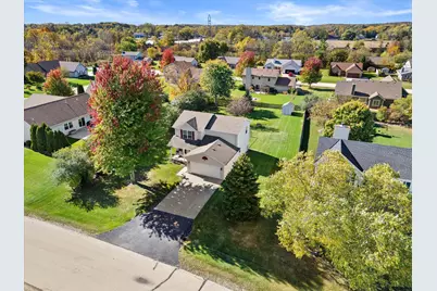 6322  Newcastle Ln, Racine, WI 53402 - Photo 40