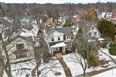 2410 E Stratford Ct, Shorewood, WI 53211 - Photo 58