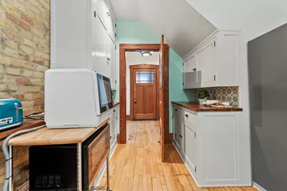 2410 E Stratford Ct, Shorewood, WI 53211 - Photo 24