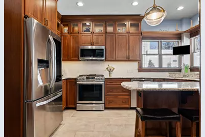 141  13th St, La Crosse, WI 54601 - Photo 12