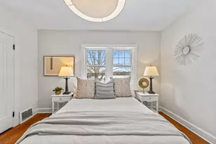 333 E Day Ave, Whitefish Bay, WI 53217 - Photo 24