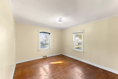 5876 N 42nd St, Milwaukee, WI 53209 - Photo 12