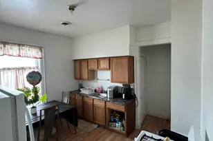2928 W Jueanu Ave, Milwaukee, WI 53208 - Photo 8