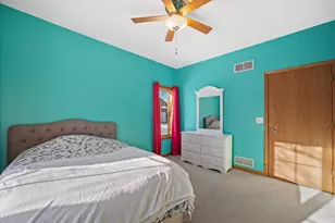 4007 W Cypress Ln, Franklin, WI 53132 - Photo 32