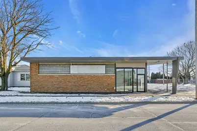 2919  Wisconsin St, Sturtevant, WI 53177 - Photo 2