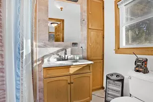 1813 Washington Ave, Sheboygan, WI 53081 - Photo 6