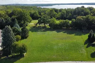 Lt16 Lakeside Ridge Ct, Delafield, WI 53072 - Photo 4