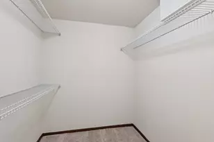 8617 N Servite Dr, Milwaukee, WI 53223 - Photo 16