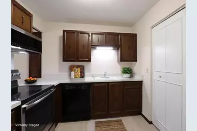 8617 N Servite Dr #104, Milwaukee, WI 53223 - Photo 4