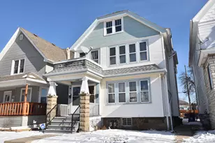 1816 S 59th St, West Allis, WI 53214 - Photo 2