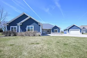 5125 Roamn Way, Addison, WI 53027 - Photo 4