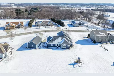 5125  Roamn Way, Addison, WI 53027 - Photo 8