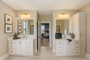 W289S5532 White Pine Ct, Genesee, WI 53189 - Photo 24