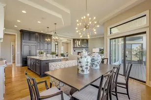 W289S5532 White Pine Ct, Genesee, WI 53189 - Photo 10