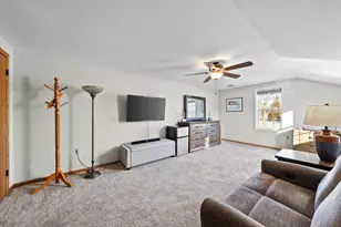 W68N915 Washington Ave, Cedarburg, WI 53012 - Photo 22