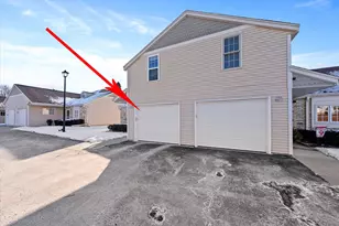 W68N915 Washington Ave, Cedarburg, WI 53012 - Photo 26