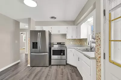 3124  Windsor Dr, Racine, WI 53404 - Photo 14