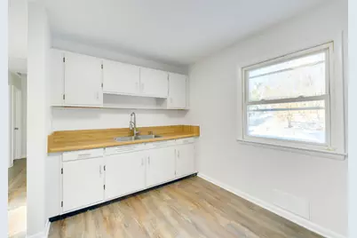 7016 W Thurston Ct, Milwaukee, WI 53218 - Photo 6