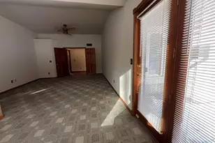 9215 W County Line Rd, Milwaukee, WI 53224 - Photo 18